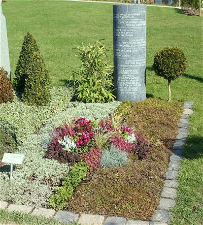 Einzelgrab1 im Herbst